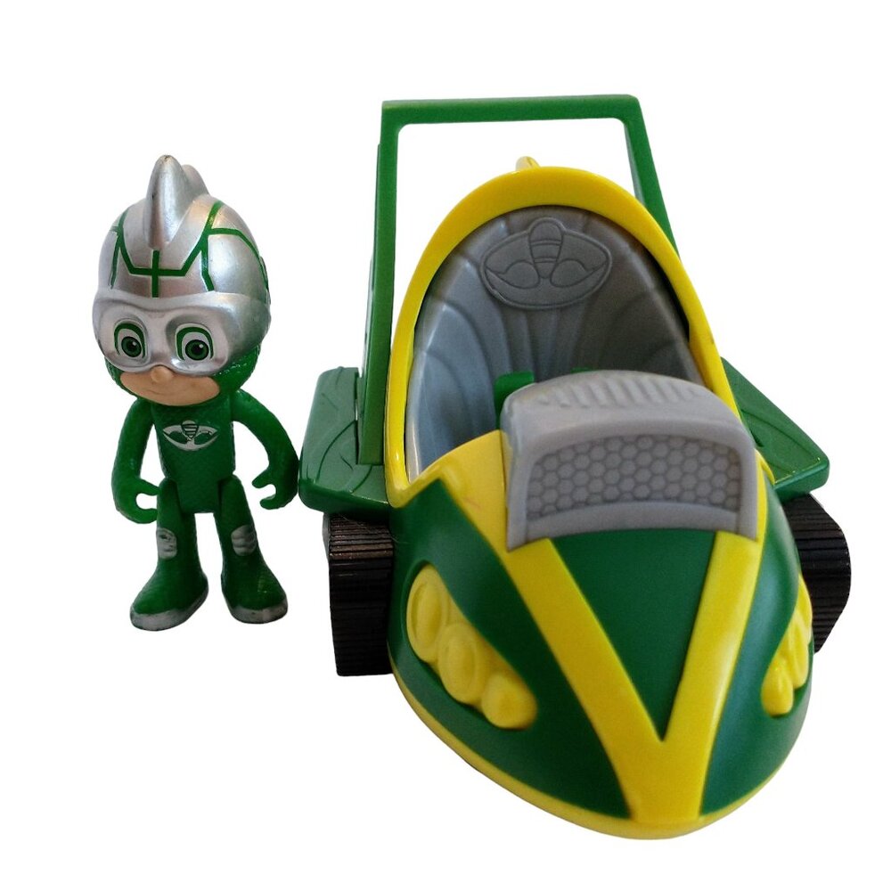 PJ Masks Turbo Blast Racer Vehicle Green Gekko-Car with Gekko Figure Just Play